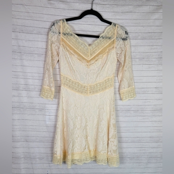 FREE PEOPLE Lacey Affair Dress in Ivory, sz Small - Picture 2 of 16